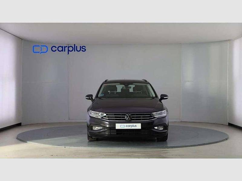 Usado VW Passat Executive 122 CV (89 kW) 2021 Gris Familiar