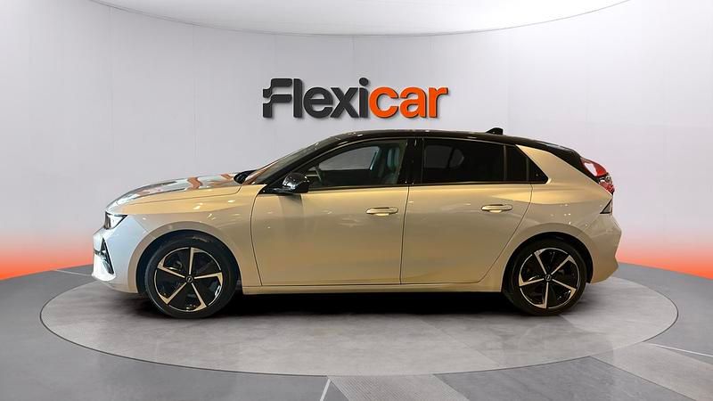 Usado Opel Astra Edition 131 CV (96 kW) 2025 Gris Berlina