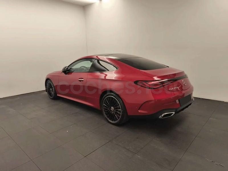 Usado Mercedes CLE200 204 CV (150 kW) 2025 Rojo Coupe