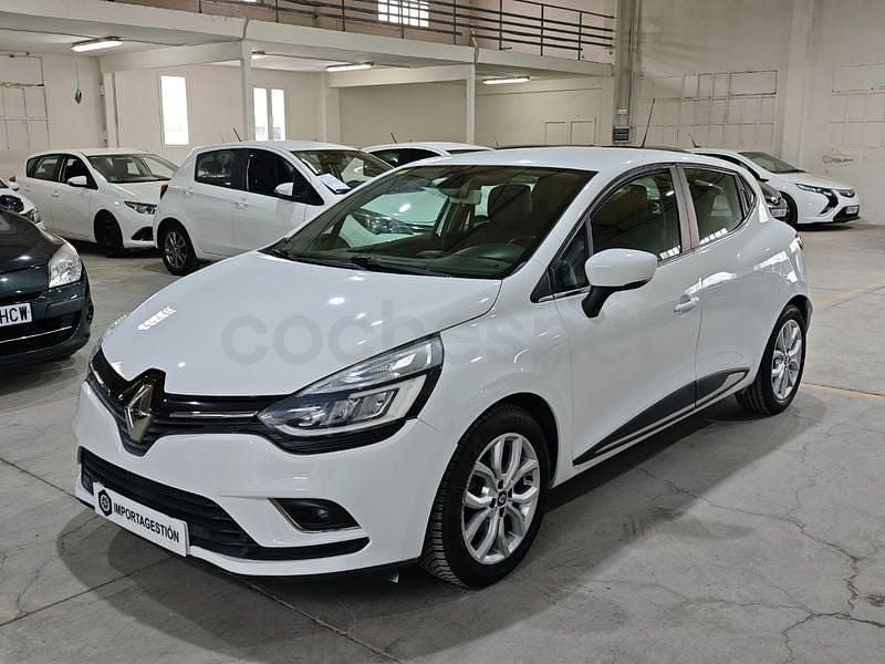 Usado Renault Clio IV Zen 120 CV (88 kW) 2017 Blanco Berlina