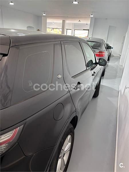 Usado Land Rover Discovery Sport SE 150 CV (110 kW) 2017 Negro SUV