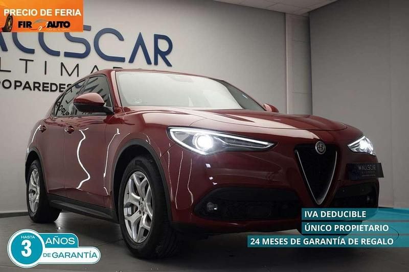 Rojo Usado 2019 Alfa Romeo Stelvio Executive SUV | 19.900 € (Precio justo) - Imagen 1/4