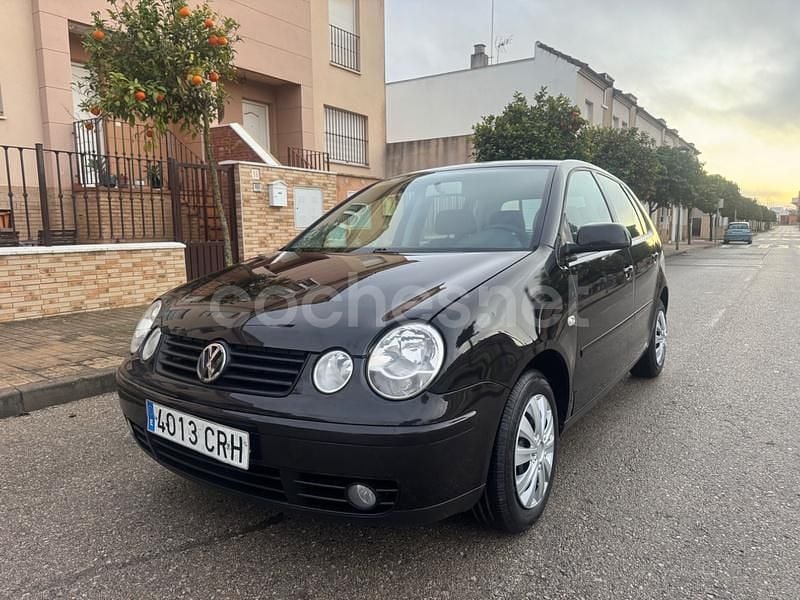 Negro Usado 2004 VW Polo Trendline Berlina | 3499 € (Precio justo) - Imagen 1/4