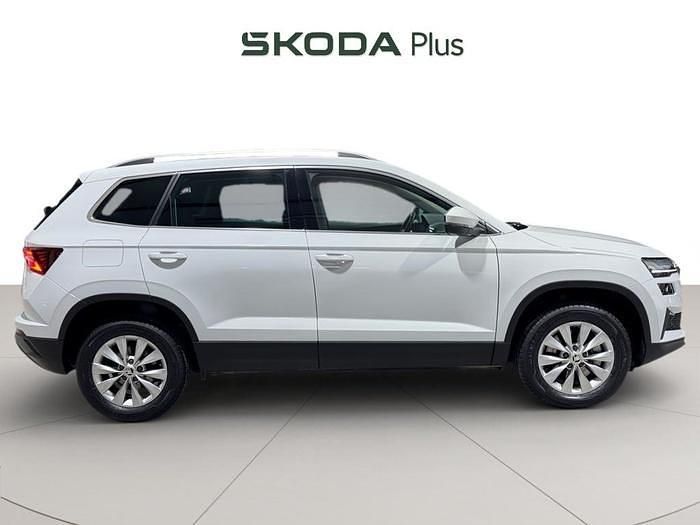 Usado Skoda Karoq Ambition 115 CV (84 kW) 2022 Blanco SUV