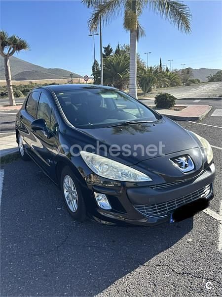 Usado Peugeot 308 Sportium 92 CV (67 kW) 2011 Negro Berlina