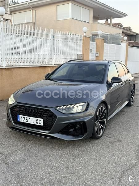 Usado Audi RS4 450 CV (330 kW) 2022 Gris / plata Familiar