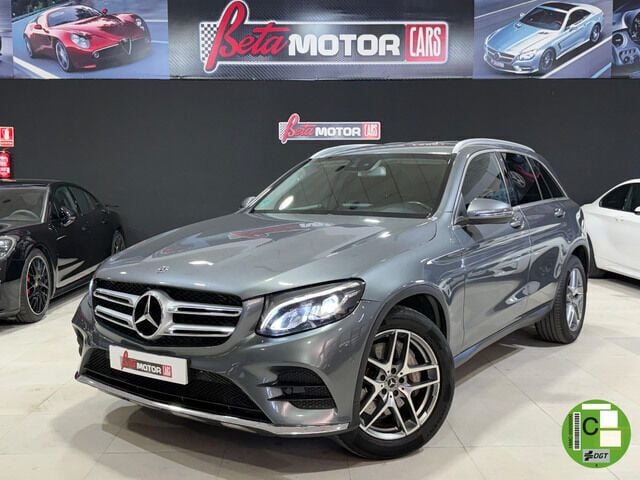 Usado Mercedes GLC220 AMG line 170 CV (125 kW) 2017 Gris / plata SUV