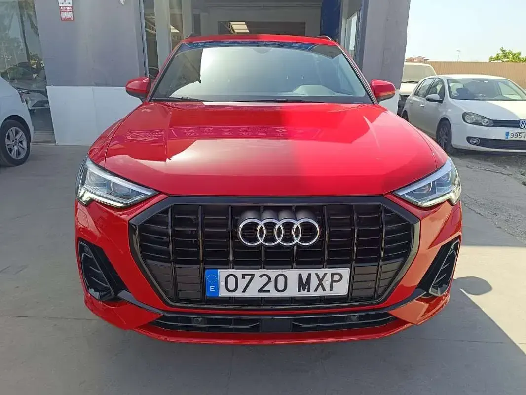 Usado Audi Q3 150 CV (110 kW) 2024 Rojo SUV