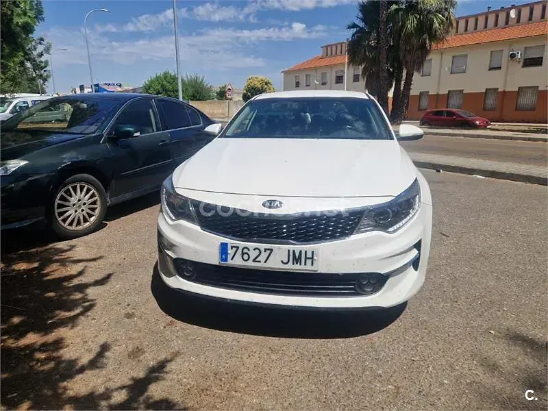 Usado Kia Optima 141 CV (103 kW) 2016 Blanco Berlina