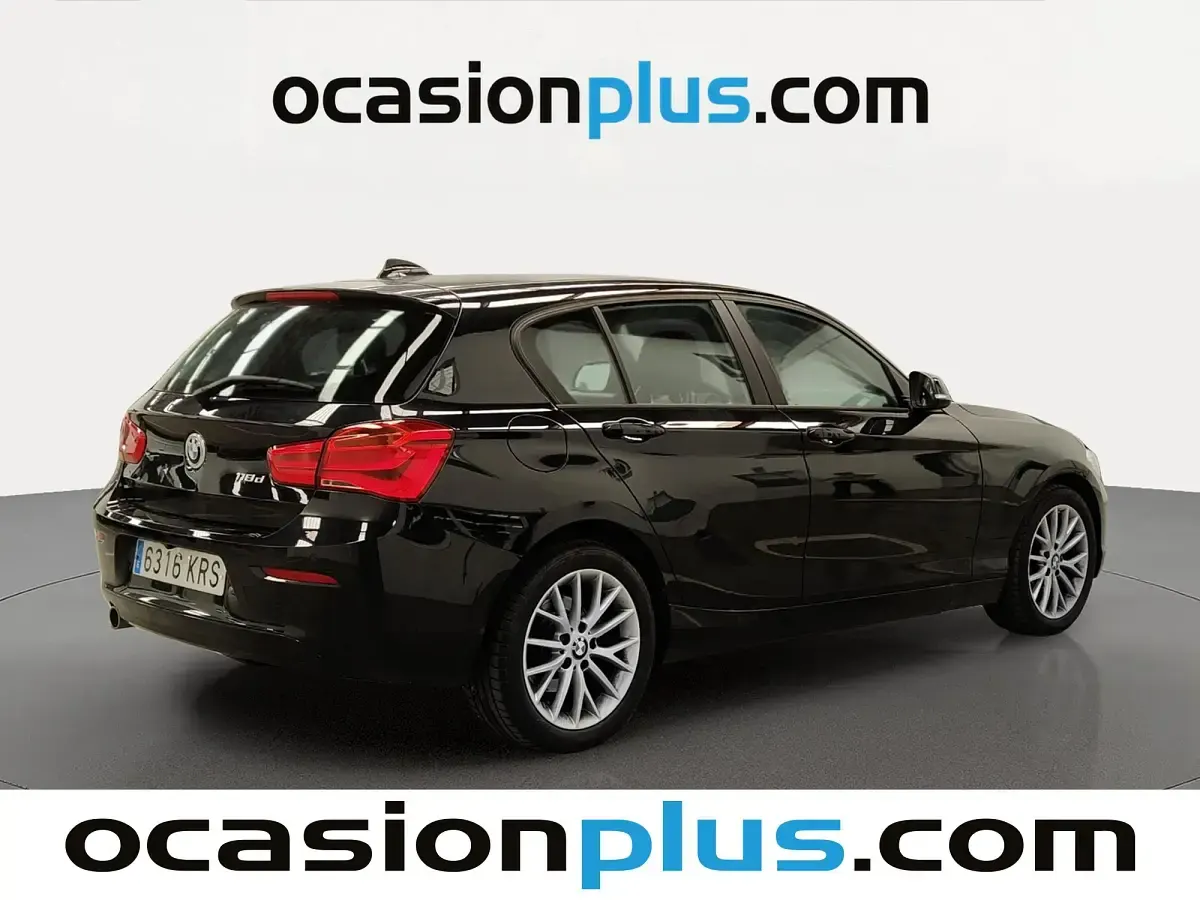 Usado BMW 118 150 CV (110 kW) 2018 Negro Utilitario