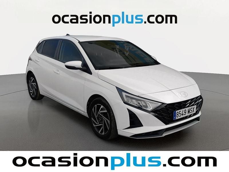 Usado Hyundai i20 101 CV (74 kW) 2024 Blanco Utilitario