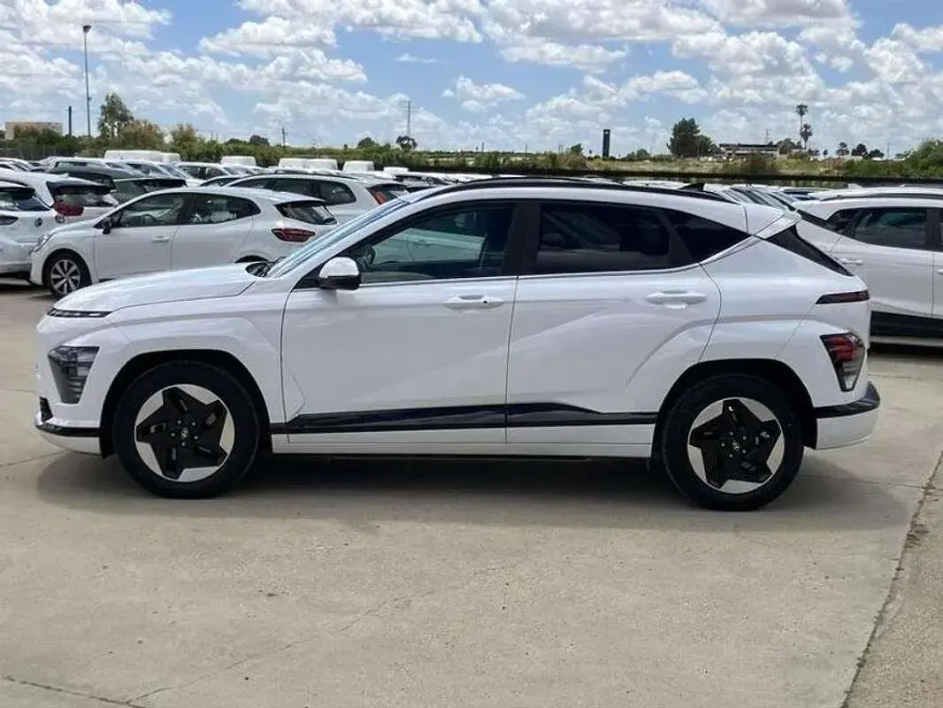 Usado Hyundai Kona 99 kW (135 CV) 2024 Blanco SUV