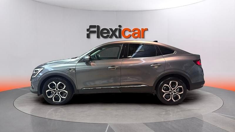 Usado Renault Arkana Techno 145 CV (106 kW) 2023 Gris SUV