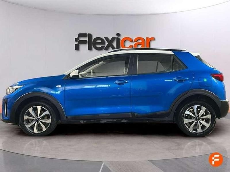 Usado Kia Stonic 101 CV (74 kW) 2021 Azul SUV