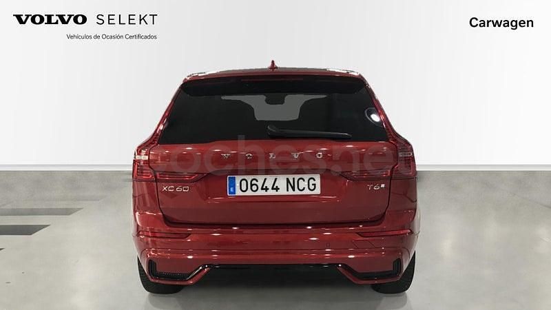 Usado Volvo XC60 Ultra 350 CV (257 kW) 2025 Rojo SUV
