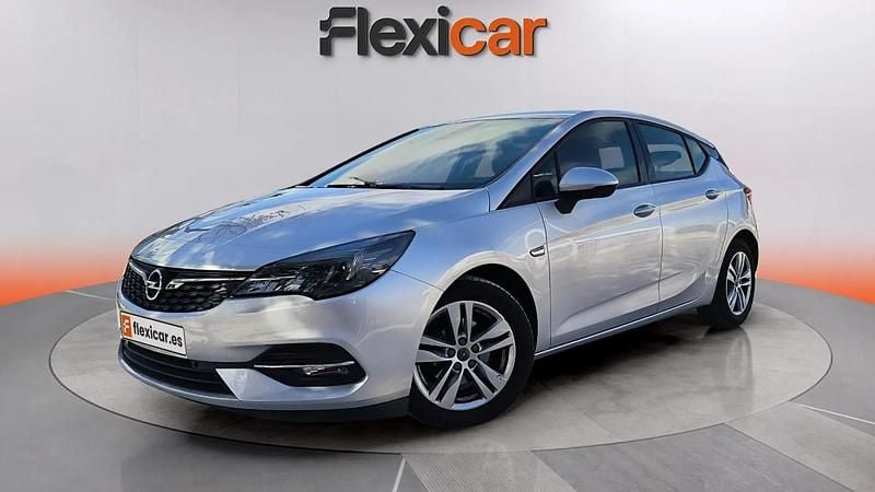 Usado Opel Astra GS Line 131 CV (96 kW) 2020 Gris Utilitario