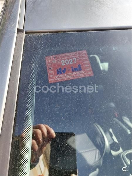 Usado VW Passat Highline 130 CV (95 kW) 2003 Gris / plata Berlina