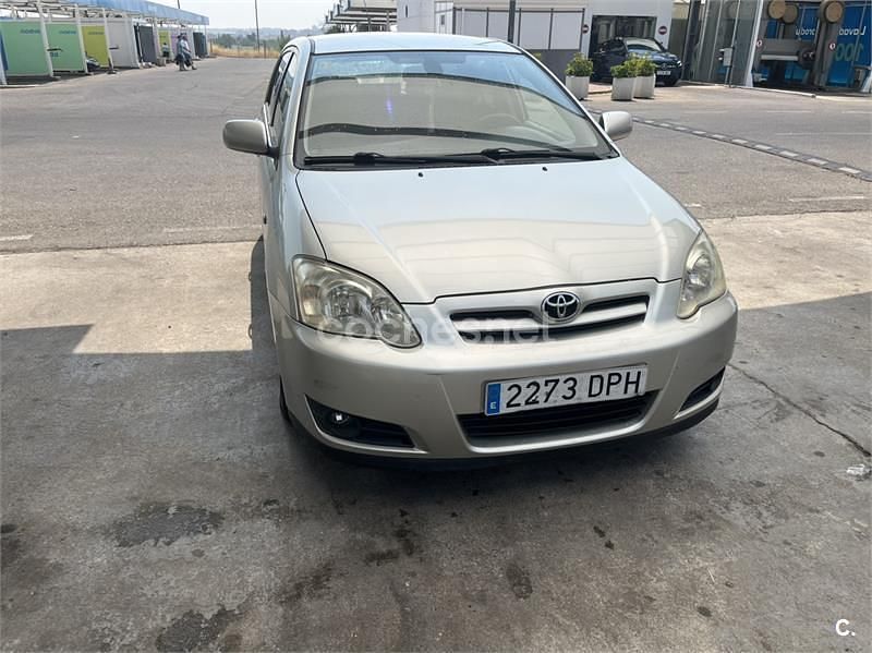 Gris / plata Usado 2005 Toyota Corolla Sol Berlina | 4500 € (Precio justo) - Imagen 1/4
