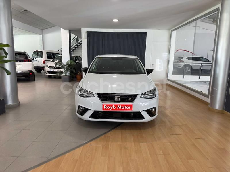 Usado Seat Ibiza FR 95 CV (69 kW) 2018 Blanco Berlina