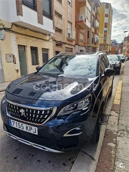 Usado Peugeot 3008 Allure 130 CV (95 kW) 2016 Gris / plata Berlina
