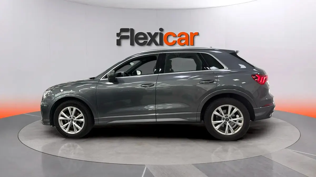 Usado Audi Q3 Premium 150 CV (110 kW) 2022 Gris SUV