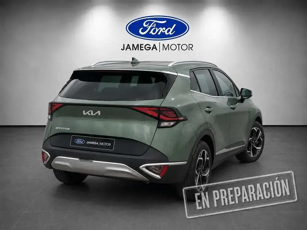 Usado Kia Sportage 152 CV (111 kW) 2022 Verde SUV