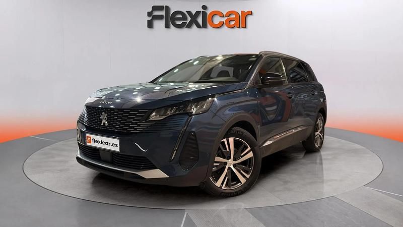 Usado Peugeot 5008 Allure 131 CV (96 kW) 2023 Azul SUV