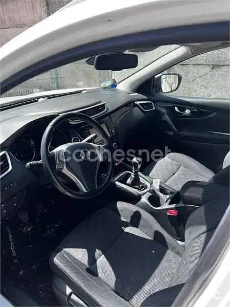 Usado Nissan Qashqai Acenta 110 CV (80 kW) 2017 Blanco SUV