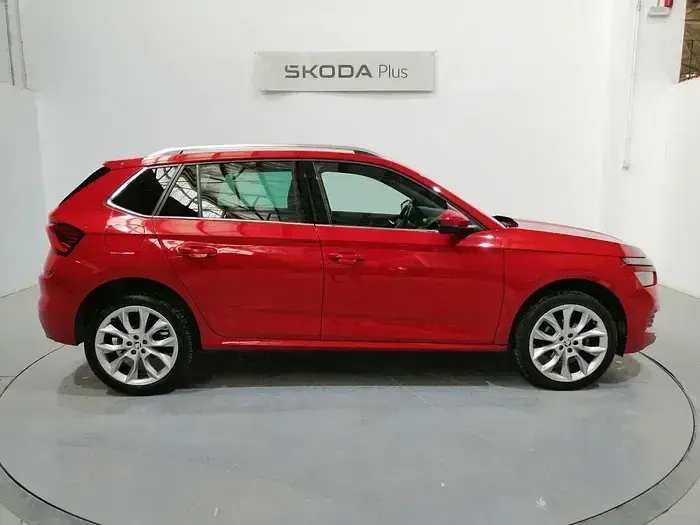 Usado Skoda Kamiq Sport 150 CV (110 kW) 2022 Rojo SUV