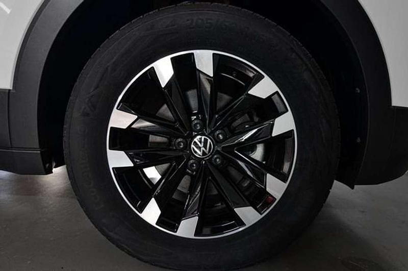 Usado VW T-Cross 95 CV (69 kW) 2022 Gris SUV