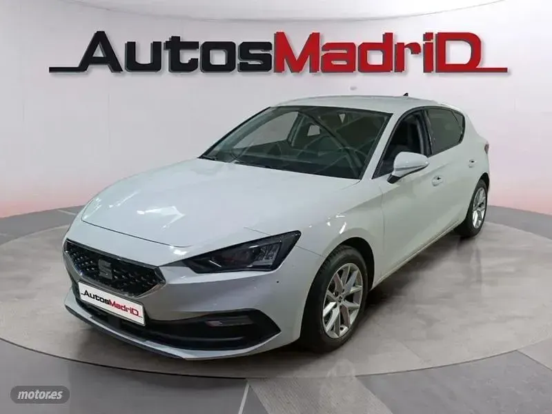 Usado Seat Leon Style 115 CV (84 kW) 2021 Blanco Berlina