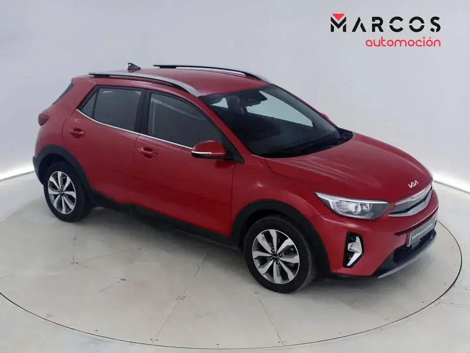 Usado Kia Stonic 100 CV (73 kW) 2024 SUV