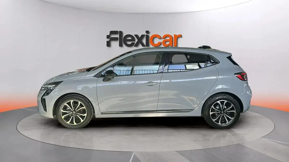 Usado Renault Clio V Evolution 90 CV (66 kW) 2025 Gris Berlina