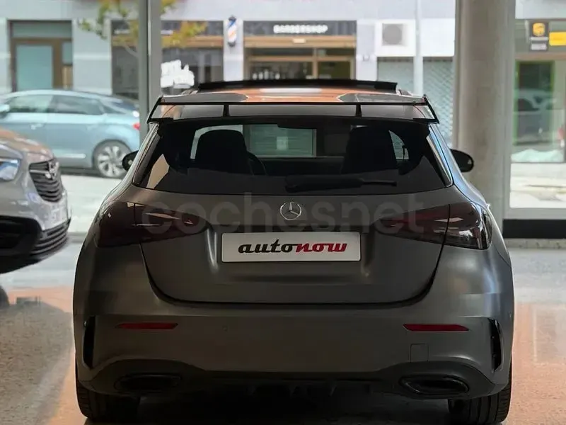 Usado Mercedes A200 163 CV (119 kW) 2019 Gris / plata Berlina
