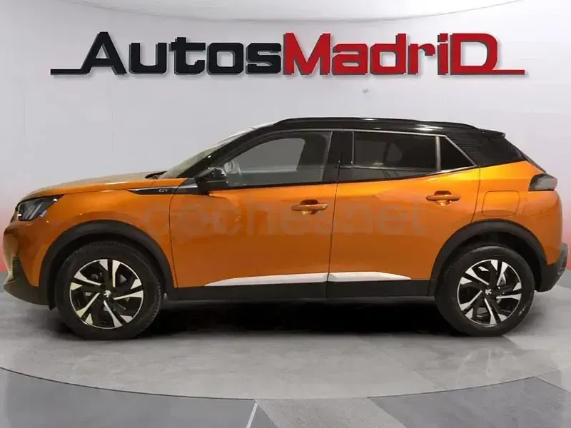 Usado Peugeot 2008 GT 130 CV (95 kW) 2023 Naranja SUV