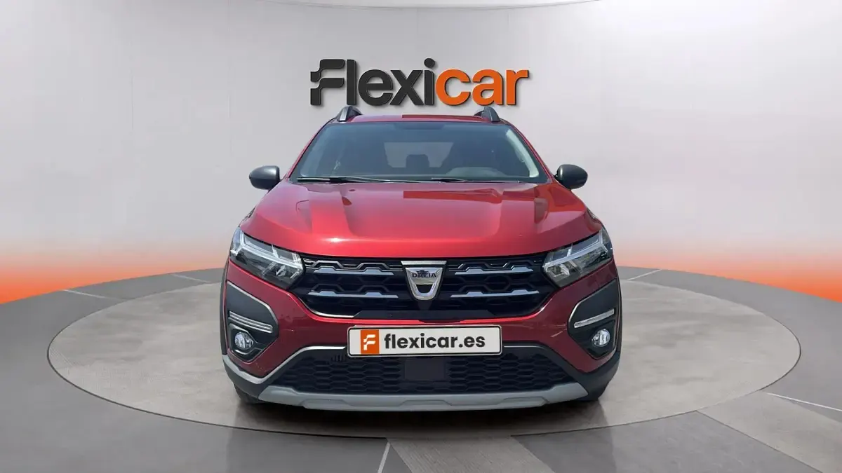Usado Dacia Sandero Comfort 91 CV (66 kW) 2022 Rojo Berlina