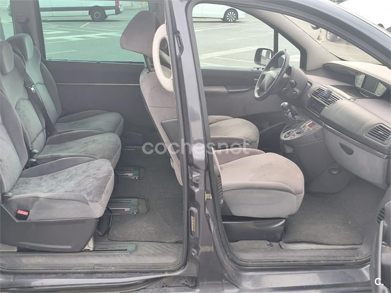 Usado Citroën C8 120 CV (88 kW) 2007 Gris / plata Monovolumen