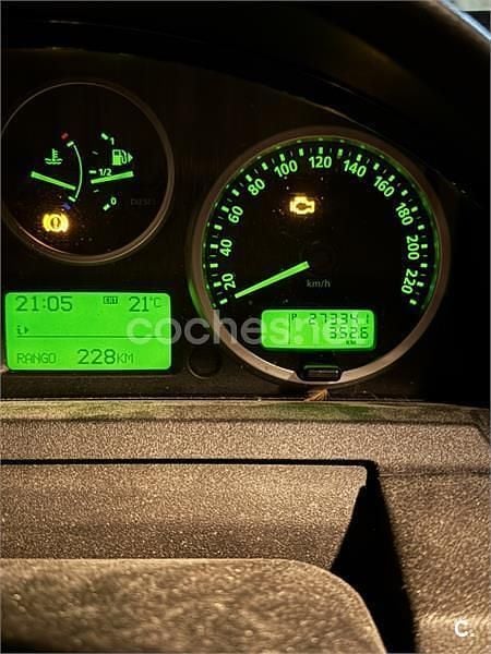 Usado Land Rover Range Rover Sport HSE 190 CV (139 kW) 2008 Granate SUV