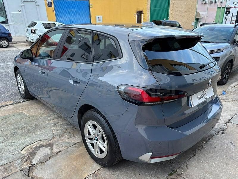 Usado BMW 218 Comfort Edition 150 CV (110 kW) 2023 Gris / plata Familiar