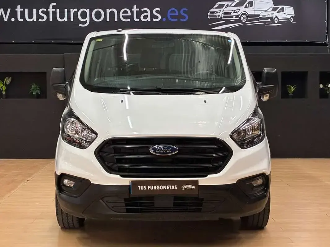 Usado Ford Transit Custom Trend 125 CV (91 kW) 2019 Blanco Van