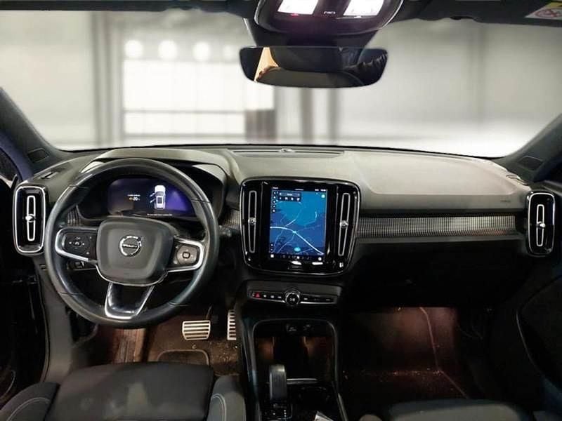 Usado Volvo XC40 Core 169 kW (231 CV) 2022 Negro SUV