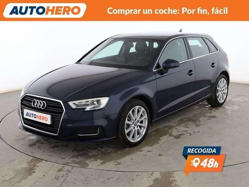 Usado Audi A3 Design 116 CV (85 kW) 2017 Azul Berlina