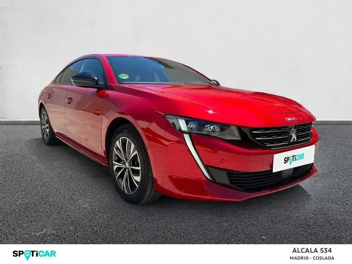 Usado Peugeot 508 Allure 130 CV (95 kW) 2024 Rojo Berlina