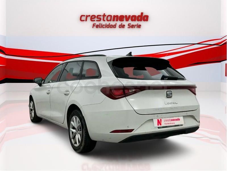 Usado Seat Leon Style 115 CV (84 kW) 2021 Blanco Familiar