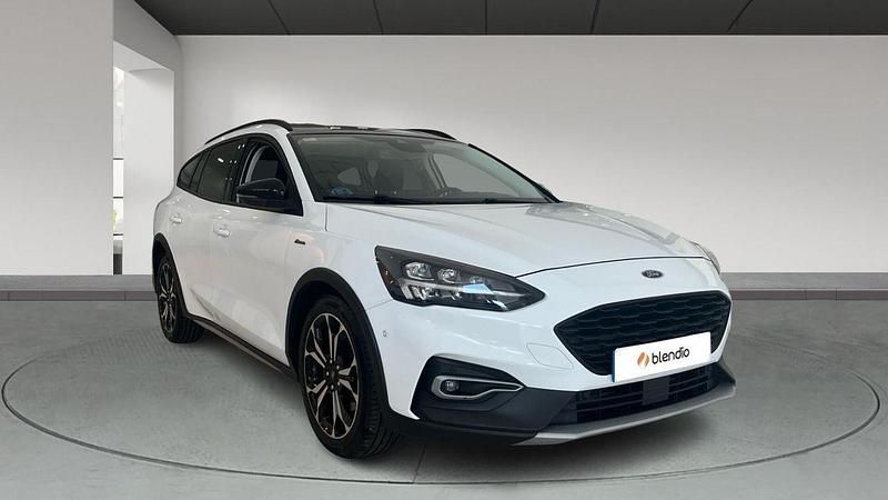 Usado Ford Focus Active 125 CV (91 kW) 2019 Blanco Familiar