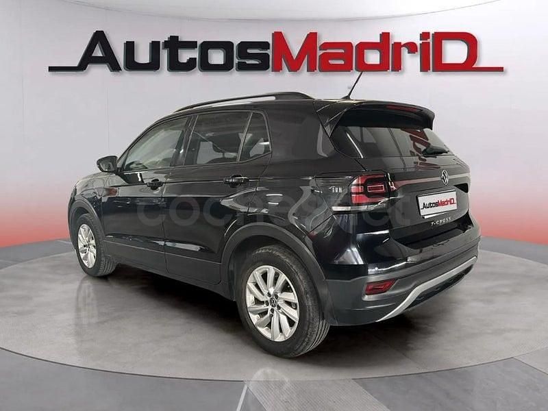 Usado VW T-Cross Advance 110 CV (80 kW) 2023 Negro SUV