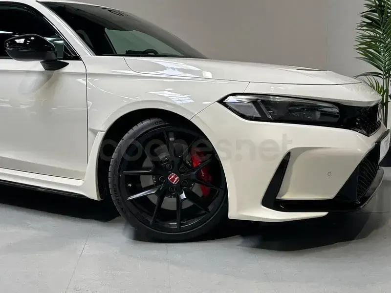 Usado Honda Civic Type R 329 CV (241 kW) 2025 Blanco Berlina
