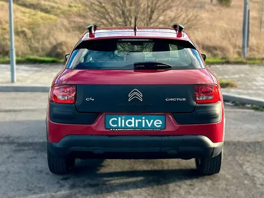 Usado Citroën C4 Cactus Shine 99 CV (72 kW) 2017 Burdeos Utilitario