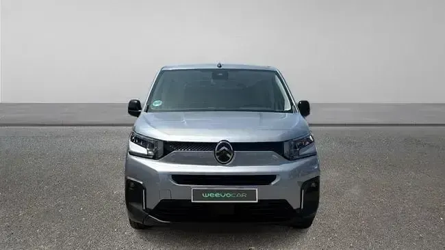 Usado Citroën Berlingo 102 CV (75 kW) 2025 Gris Monovolumen