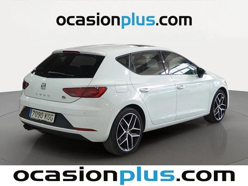 Usado Seat Leon FR 150 CV (110 kW) 2017 Blanco Utilitario